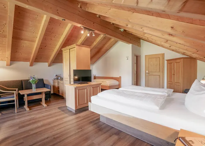 Hotel Garni Oberdorfer Stuben 3*