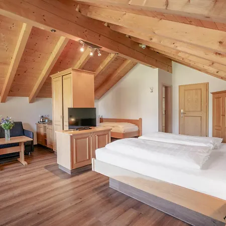 Hotel Garni Oberdorfer Stuben 3*